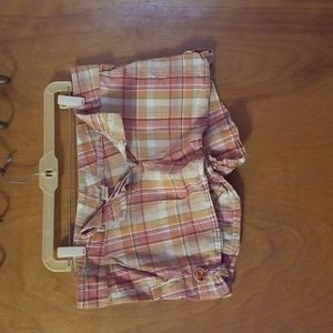 Womans Plaid Shorts Size 8: 7-9 A